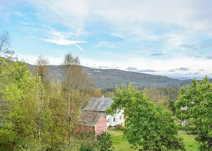 4 Bedroom Lovely In